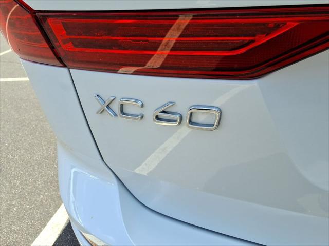used 2022 Volvo XC60 Recharge Plug-In Hybrid car, priced at $40,221