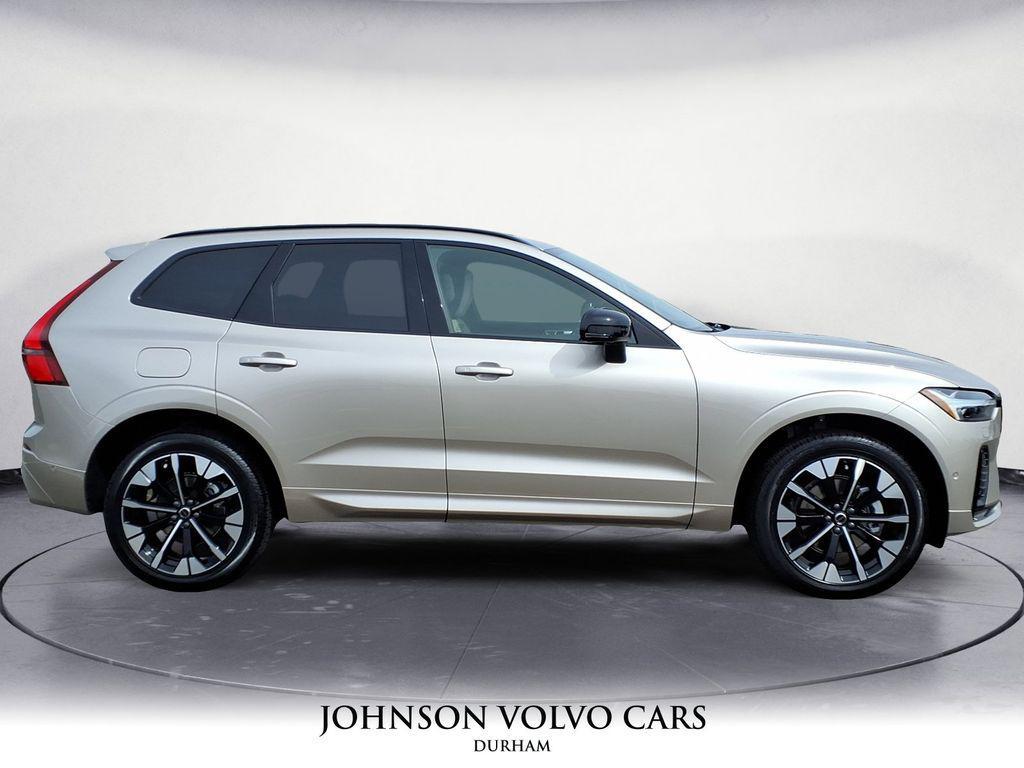 new 2026 Volvo XC60 car, priced at $54,985