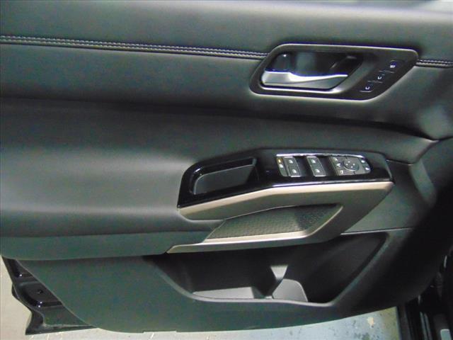 new 2025 Nissan Pathfinder car, priced at $54,565