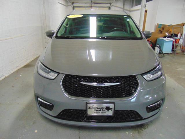 used 2023 Chrysler Pacifica car, priced at $25,843
