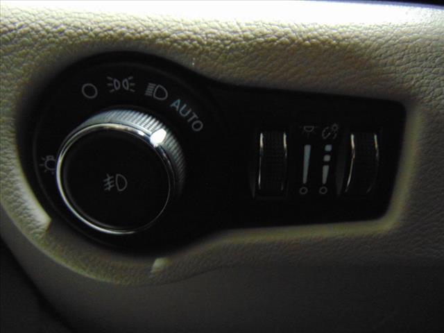 used 2023 Chrysler Pacifica car, priced at $25,843