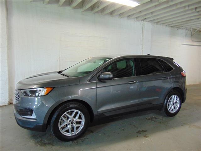 used 2024 Ford Edge car, priced at $27,848