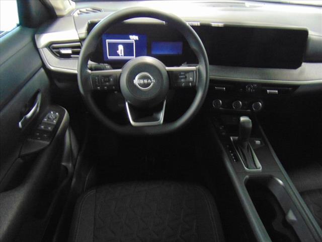 new 2025 Nissan Kicks car, priced at $26,885