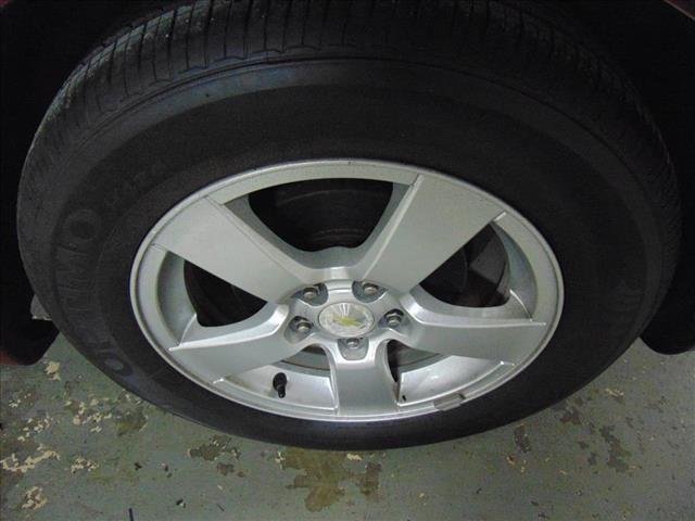 used 2015 Chevrolet Cruze car, priced at $10,488