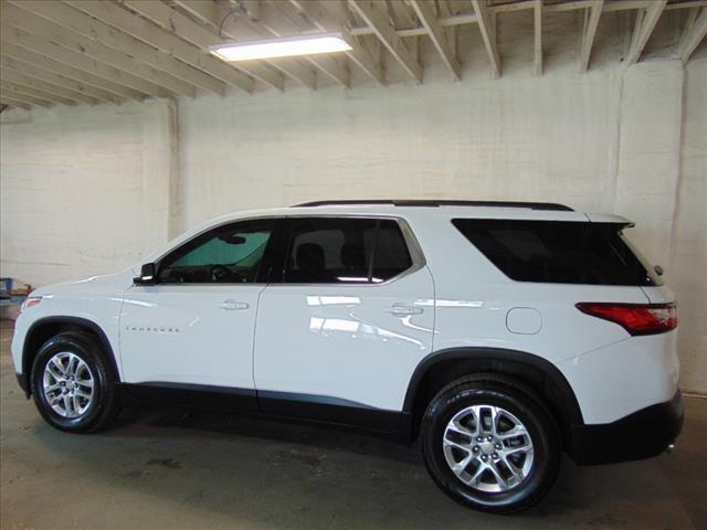 used 2021 Chevrolet Traverse car, priced at $26,878
