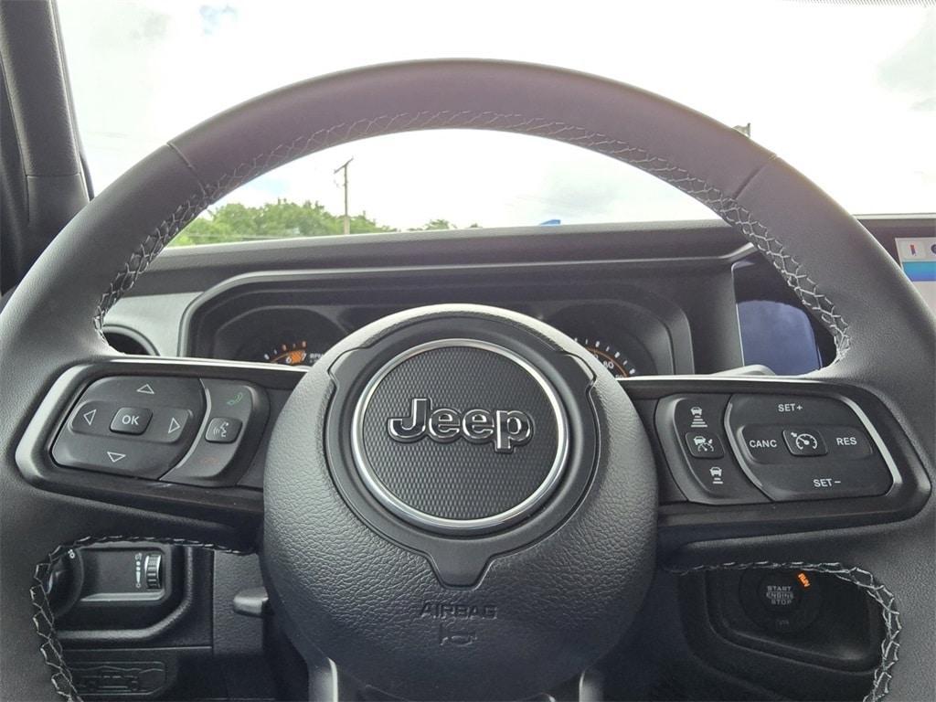 new 2025 Jeep Wrangler car, priced at $42,148