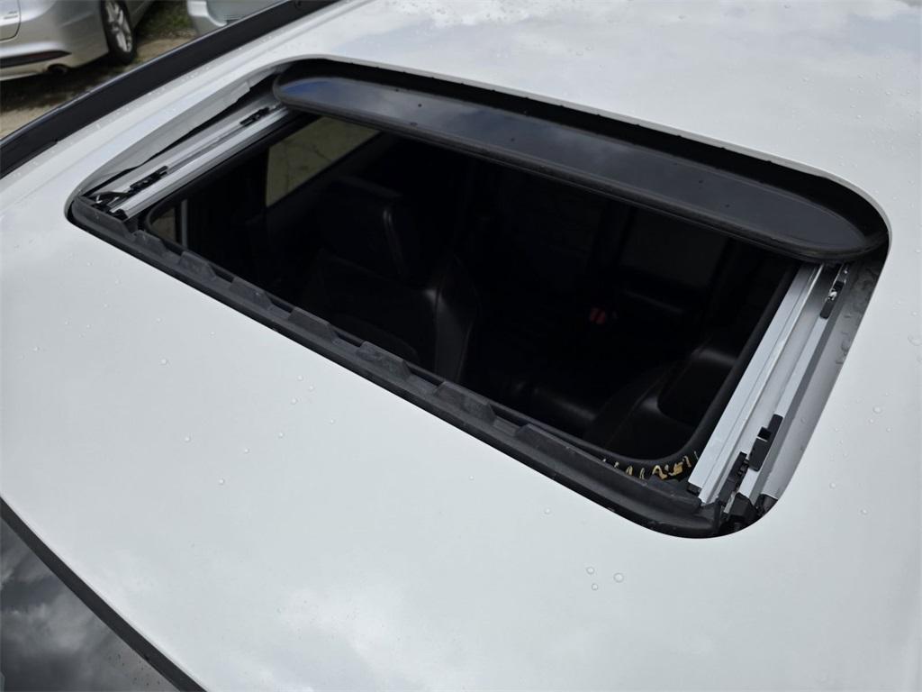 used 2025 Honda CR-V Hybrid car, priced at $38,952