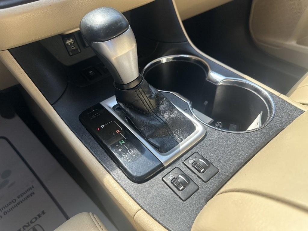 used 2019 Toyota Highlander car, priced at $26,232