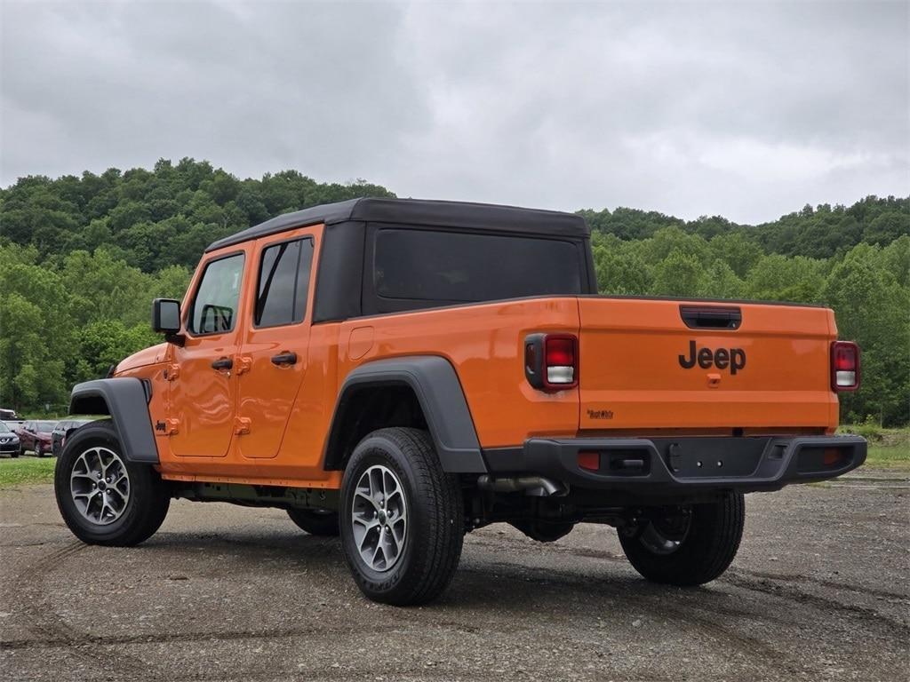 new 2025 Jeep Gladiator car, priced at $42,561