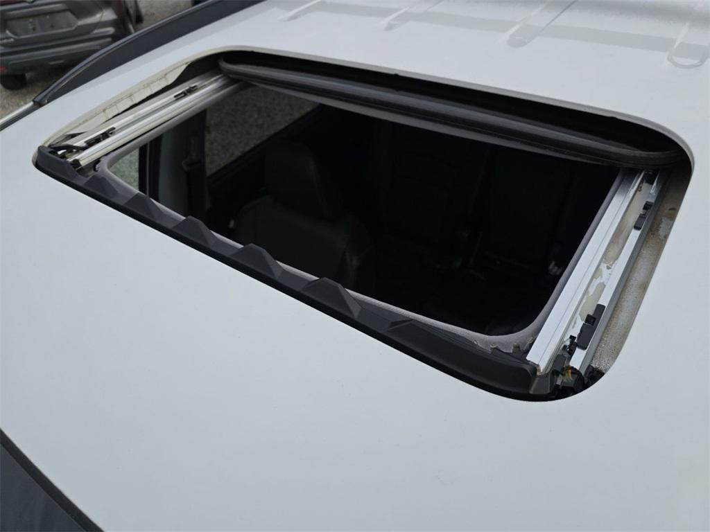 used 2021 Honda Pilot car, priced at $28,937