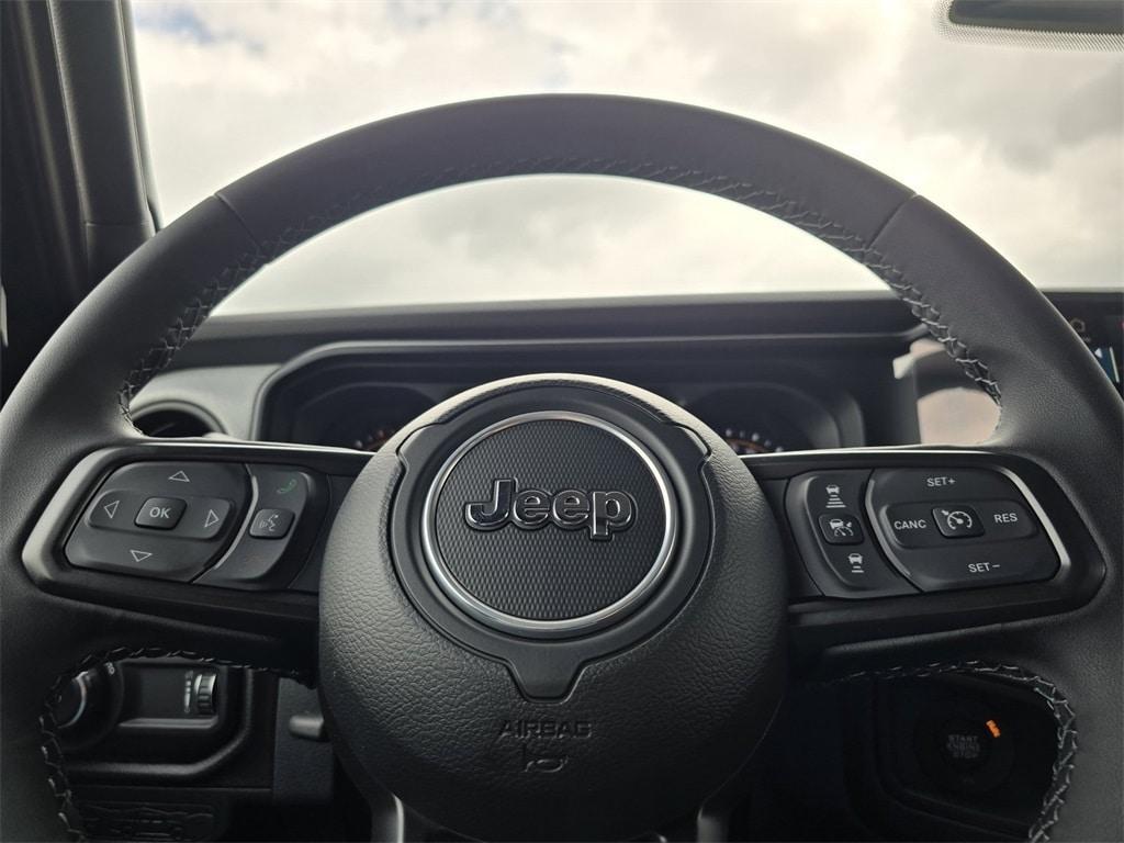 new 2025 Jeep Wrangler car, priced at $52,780
