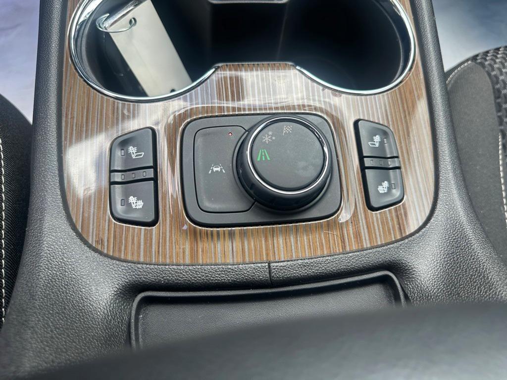 used 2023 GMC Acadia car, priced at $30,533