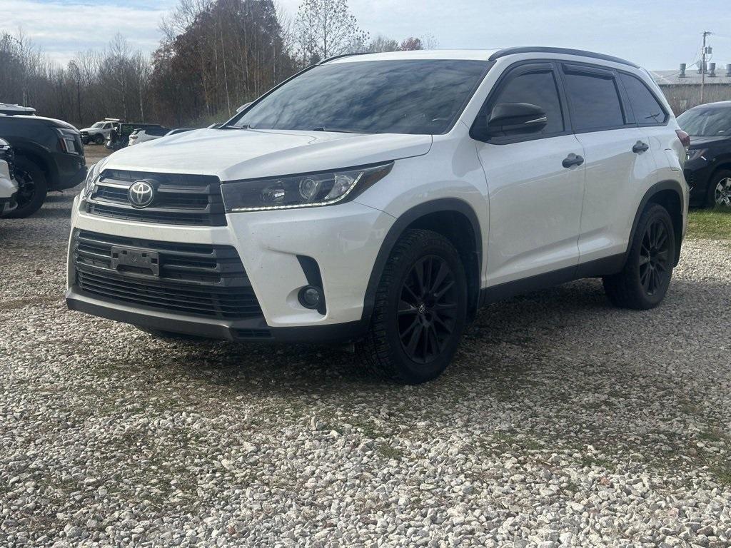 used 2019 Toyota Highlander car, priced at $23,713