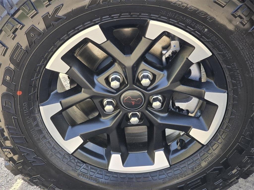 new 2025 Jeep Gladiator car, priced at $50,020