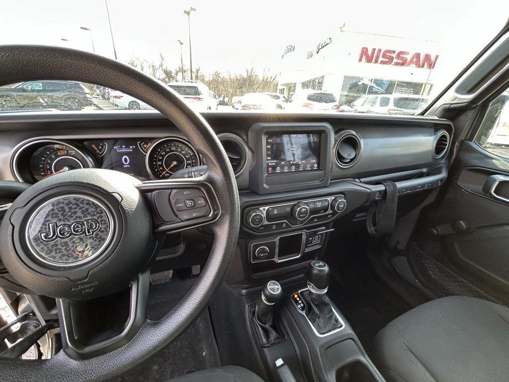 used 2022 Jeep Wrangler Unlimited car, priced at $23,821