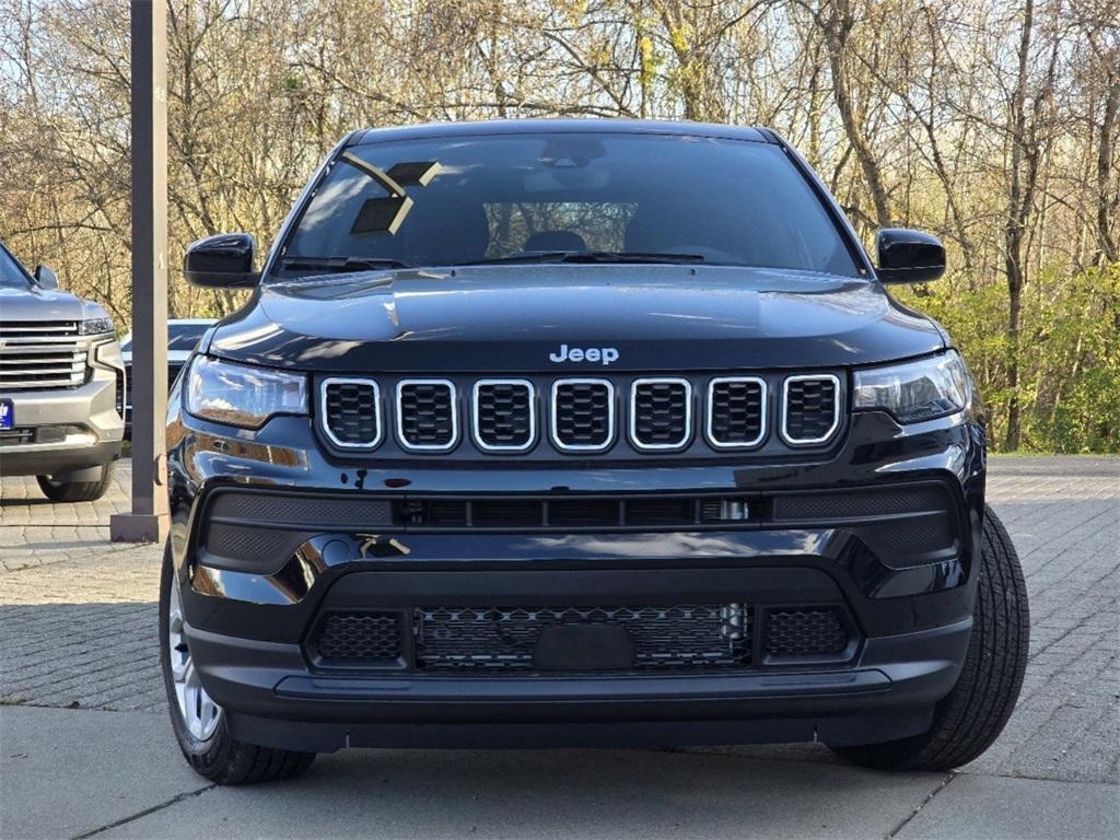 new 2025 Jeep Compass car, priced at $28,090