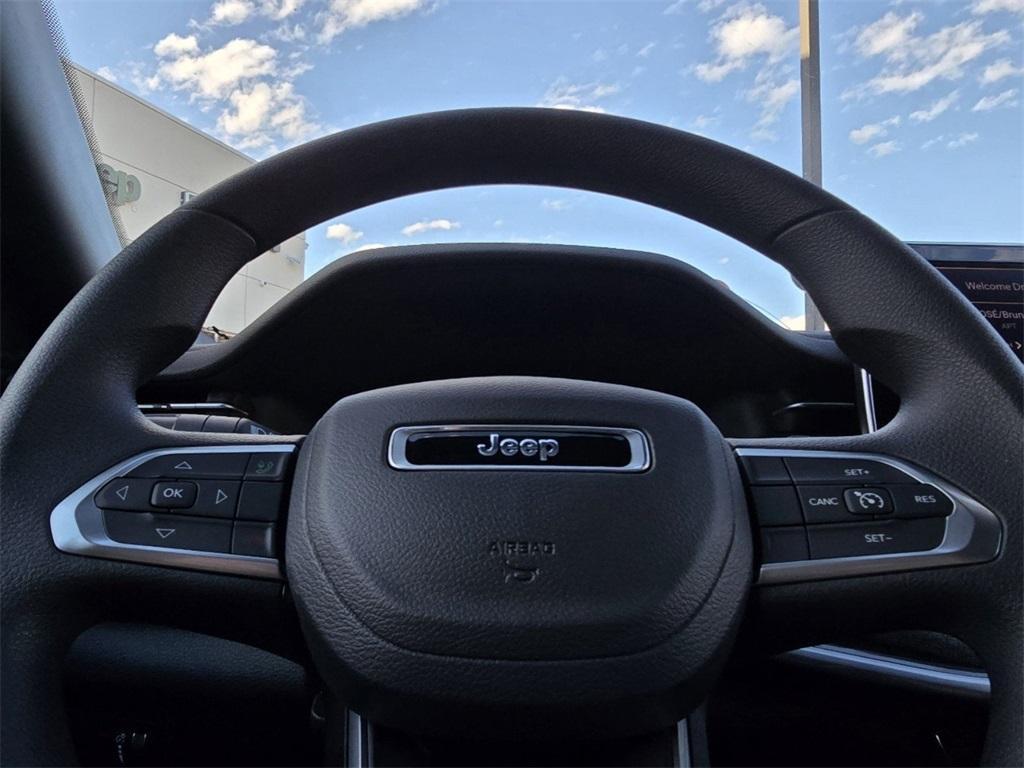 new 2025 Jeep Compass car, priced at $28,090