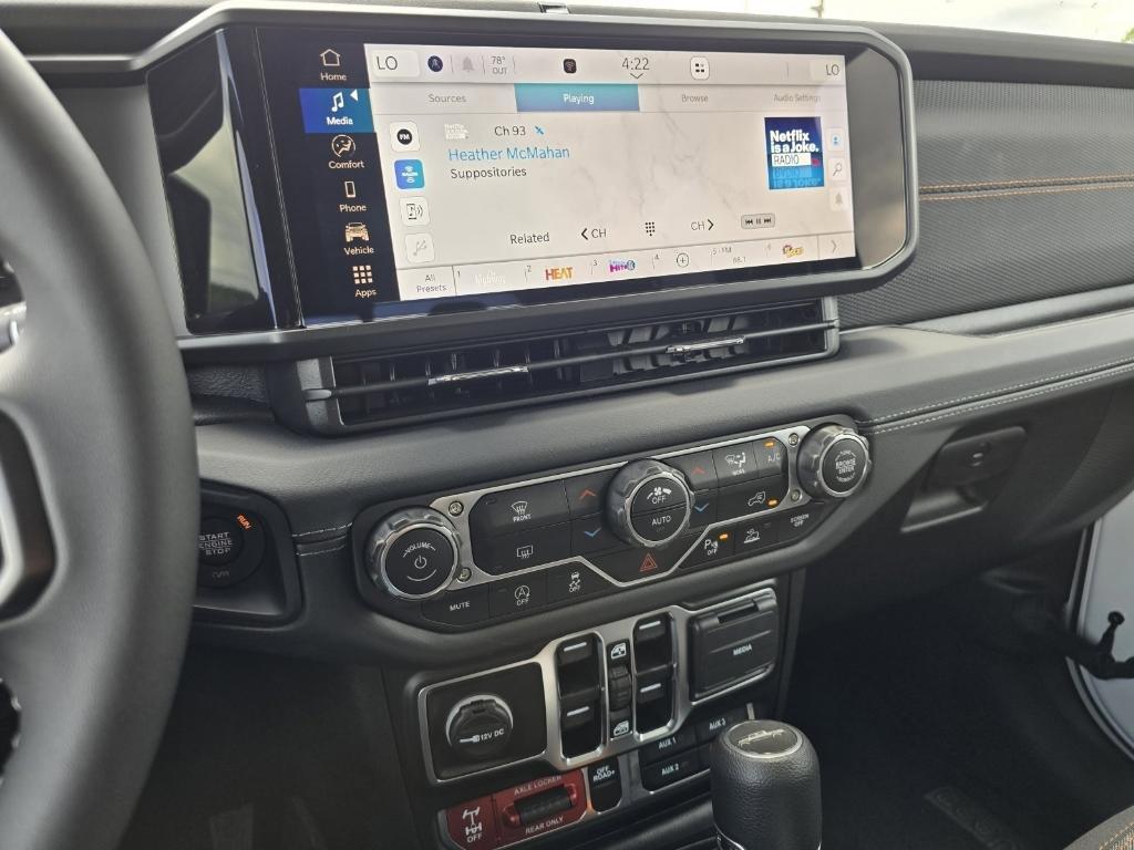 new 2025 Jeep Gladiator car, priced at $49,741