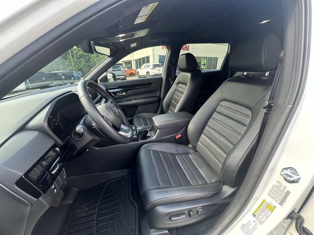 used 2025 Honda CR-V Hybrid car, priced at $38,980