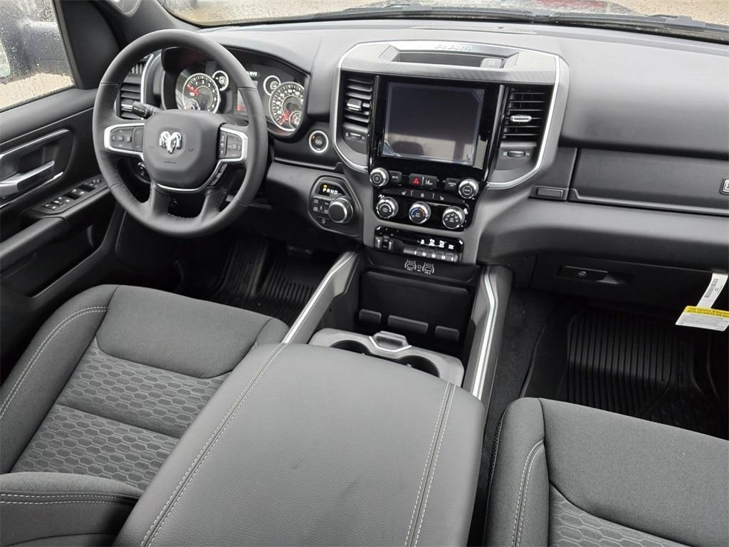 new 2025 Ram 1500 car, priced at $47,632