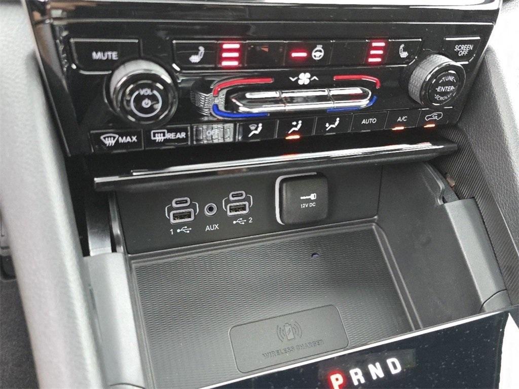 new 2025 Jeep Grand Cherokee car, priced at $39,067