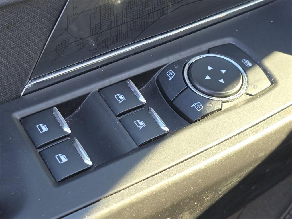 used 2023 Ford F-150 car, priced at $35,978