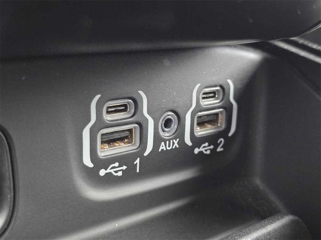 used 2022 Ram 1500 car, priced at $37,924