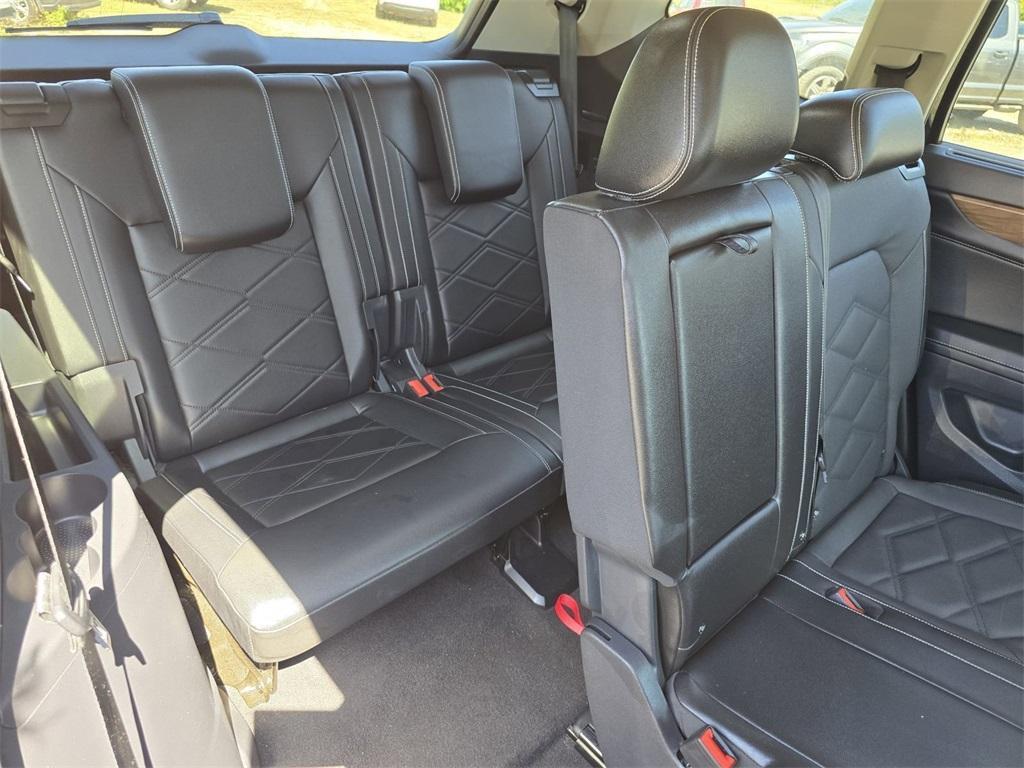 used 2024 Volkswagen Atlas car, priced at $29,909