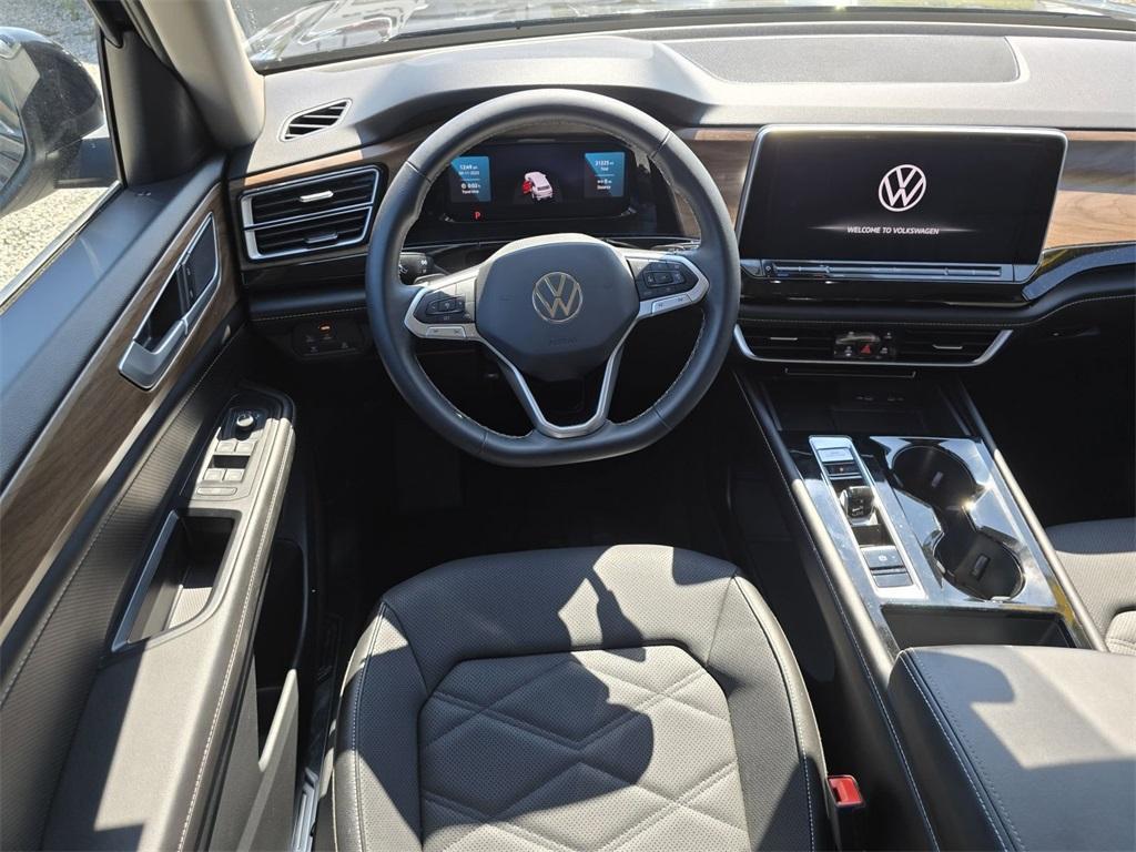 used 2024 Volkswagen Atlas car, priced at $29,909