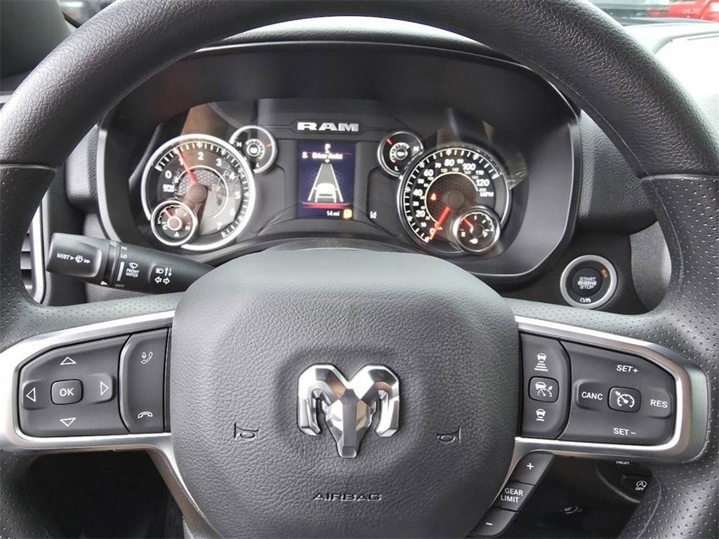 new 2025 Ram 1500 car, priced at $43,323