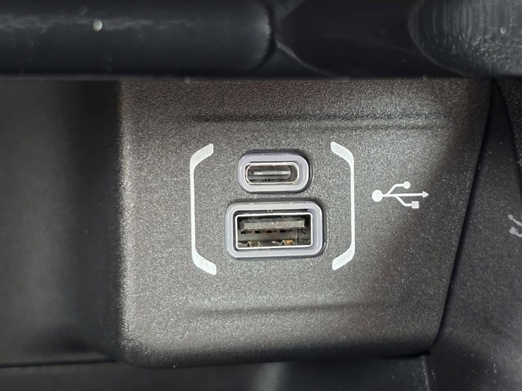 new 2025 Jeep Compass car, priced at $27,800