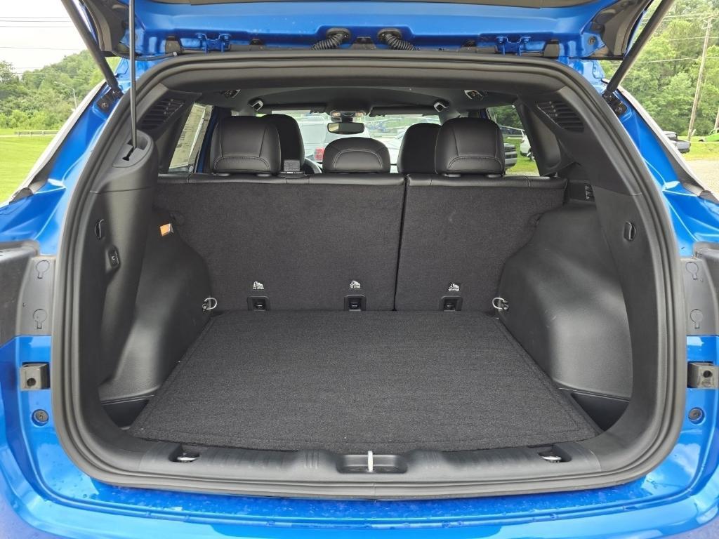 new 2025 Jeep Compass car, priced at $27,800