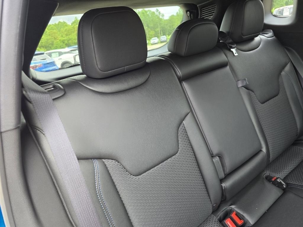 new 2025 Jeep Compass car, priced at $27,800