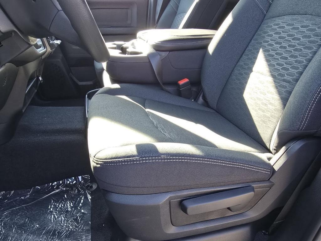 new 2025 Ram 3500 car, priced at $61,000