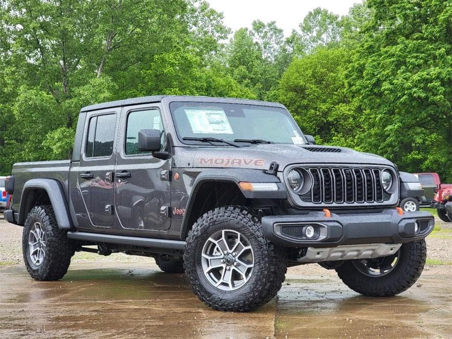 new 2024 Jeep Gladiator car