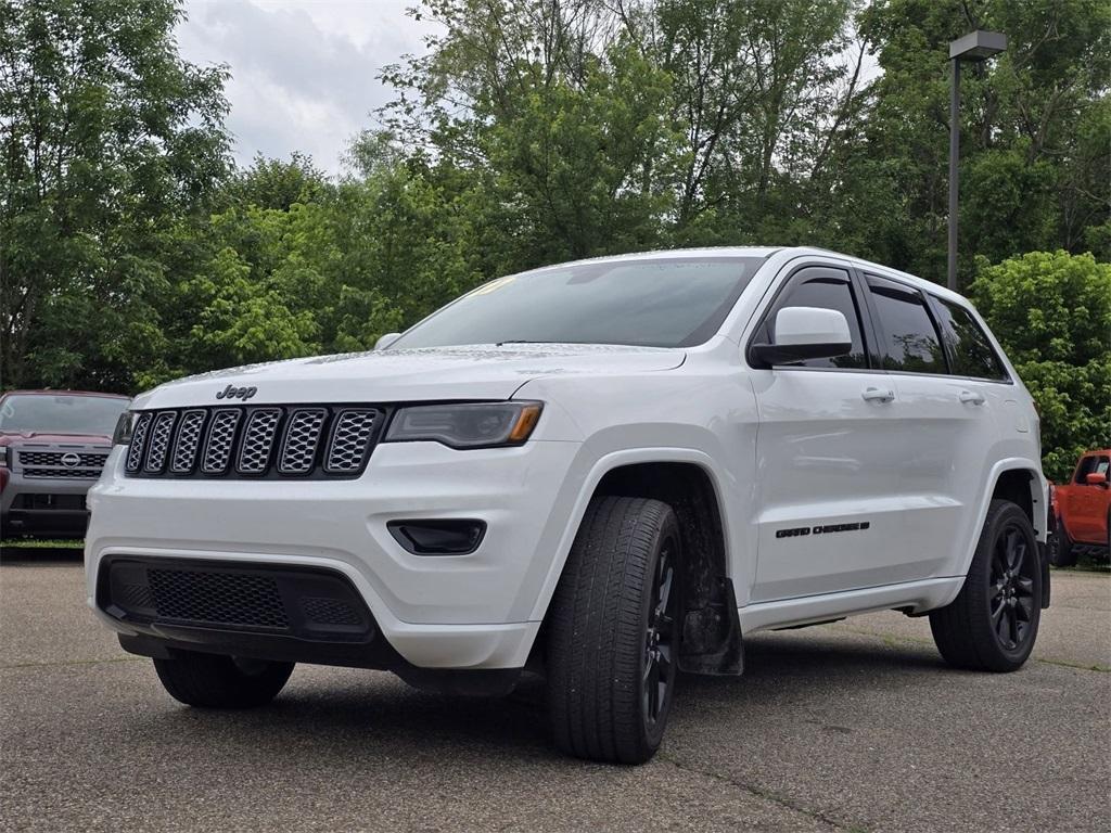 used 2022 Jeep Grand Cherokee WK car, priced at $30,564