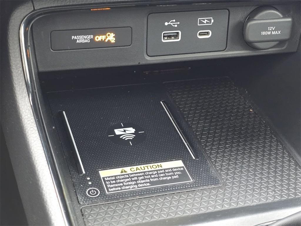used 2025 Honda CR-V Hybrid car, priced at $35,500