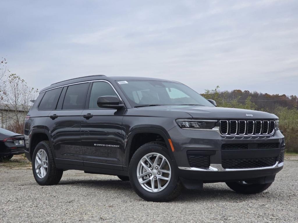 new 2025 Jeep Grand Cherokee L car, priced at $41,670