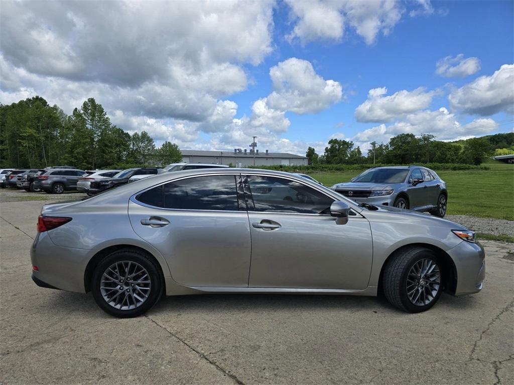 used 2018 Lexus ES 350 car, priced at $18,967