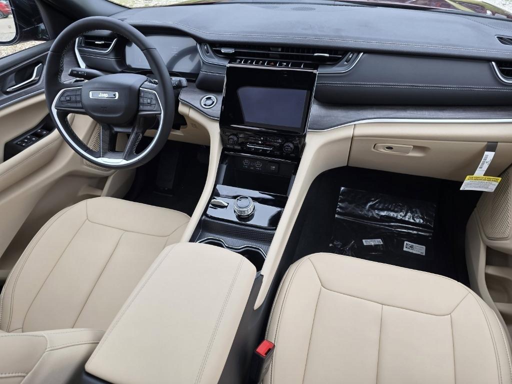 new 2025 Jeep Grand Cherokee L car, priced at $49,480