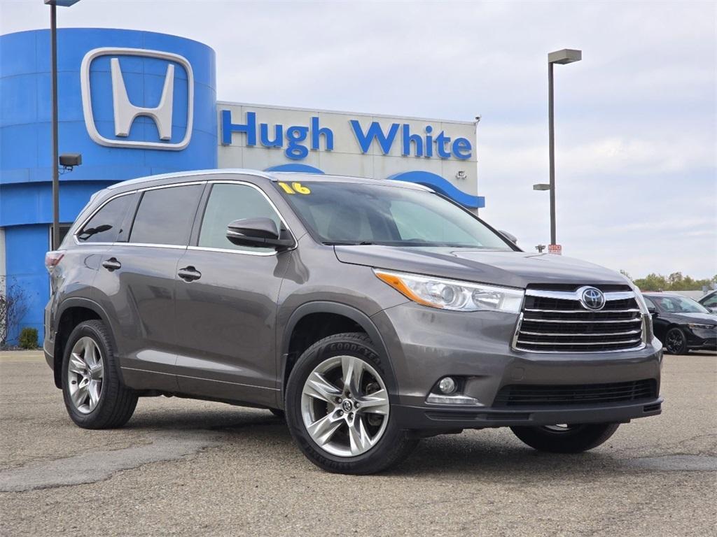 used 2016 Toyota Highlander car, priced at $17,980