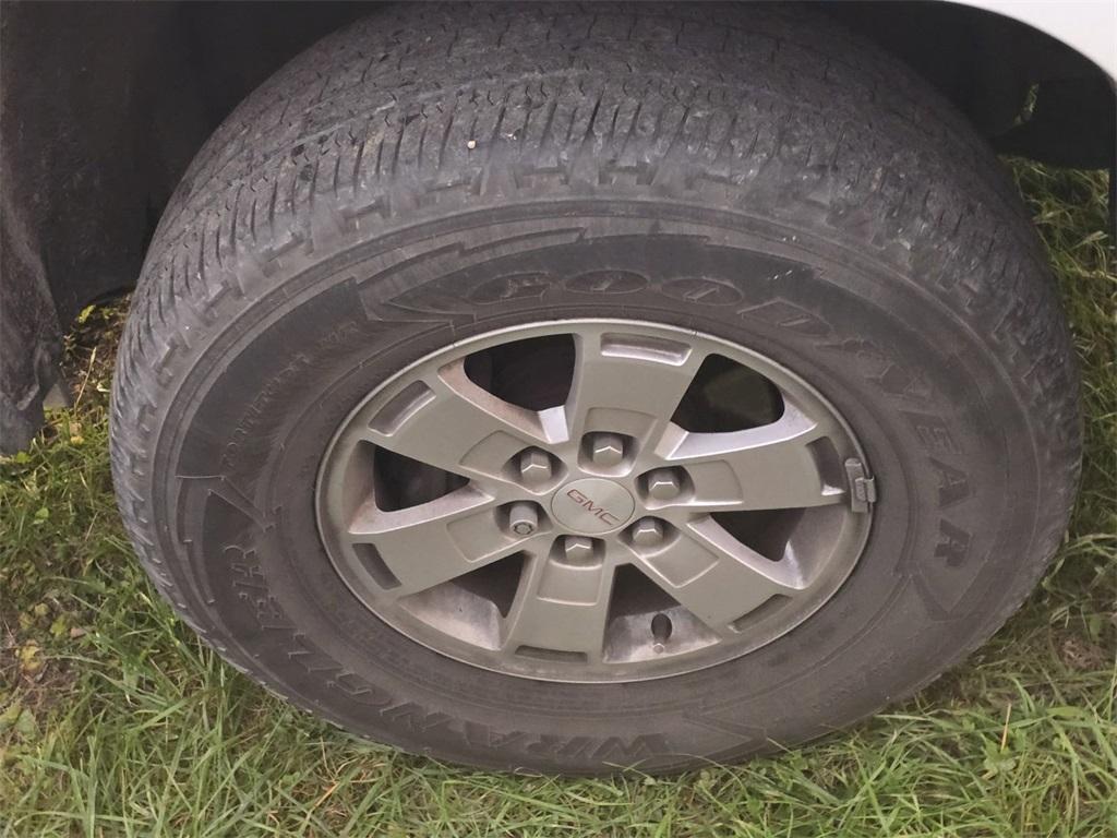 used 2020 GMC Canyon car, priced at $20,980