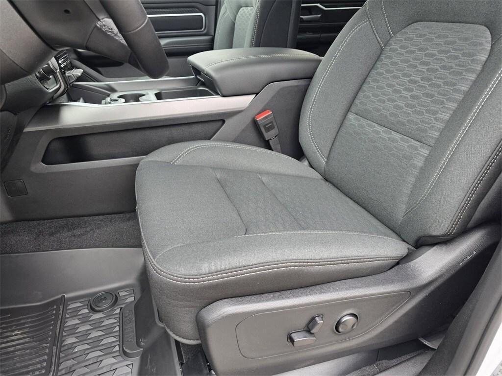 new 2025 Ram 1500 car, priced at $52,111
