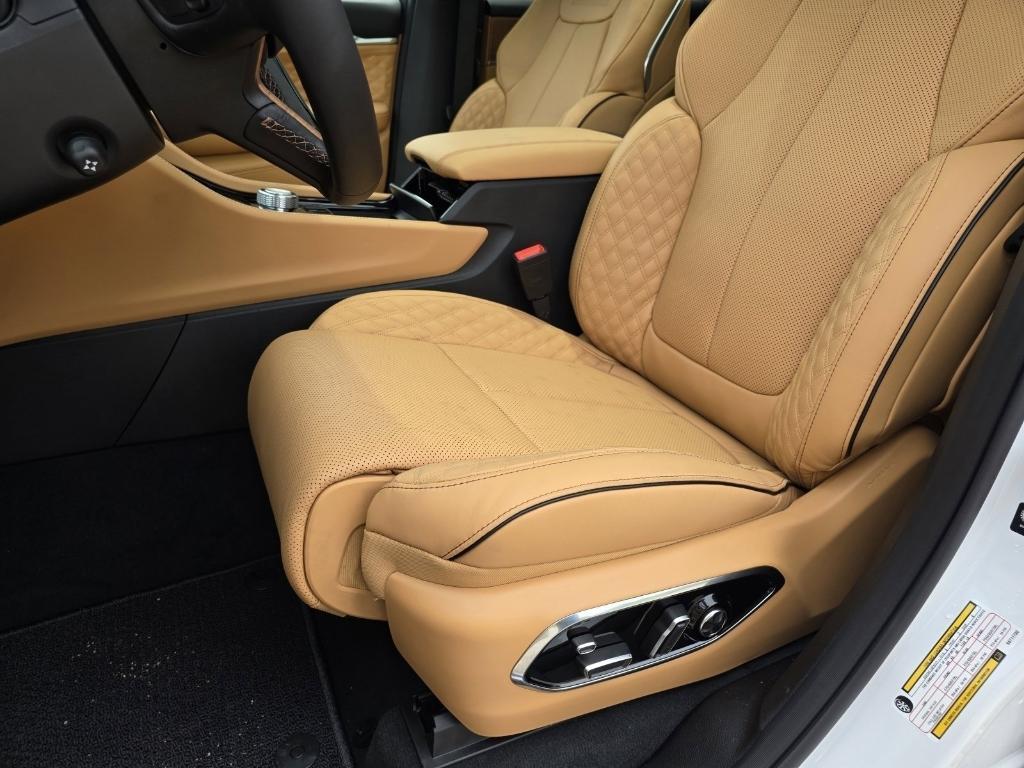 new 2025 Jeep Grand Cherokee L car, priced at $69,420