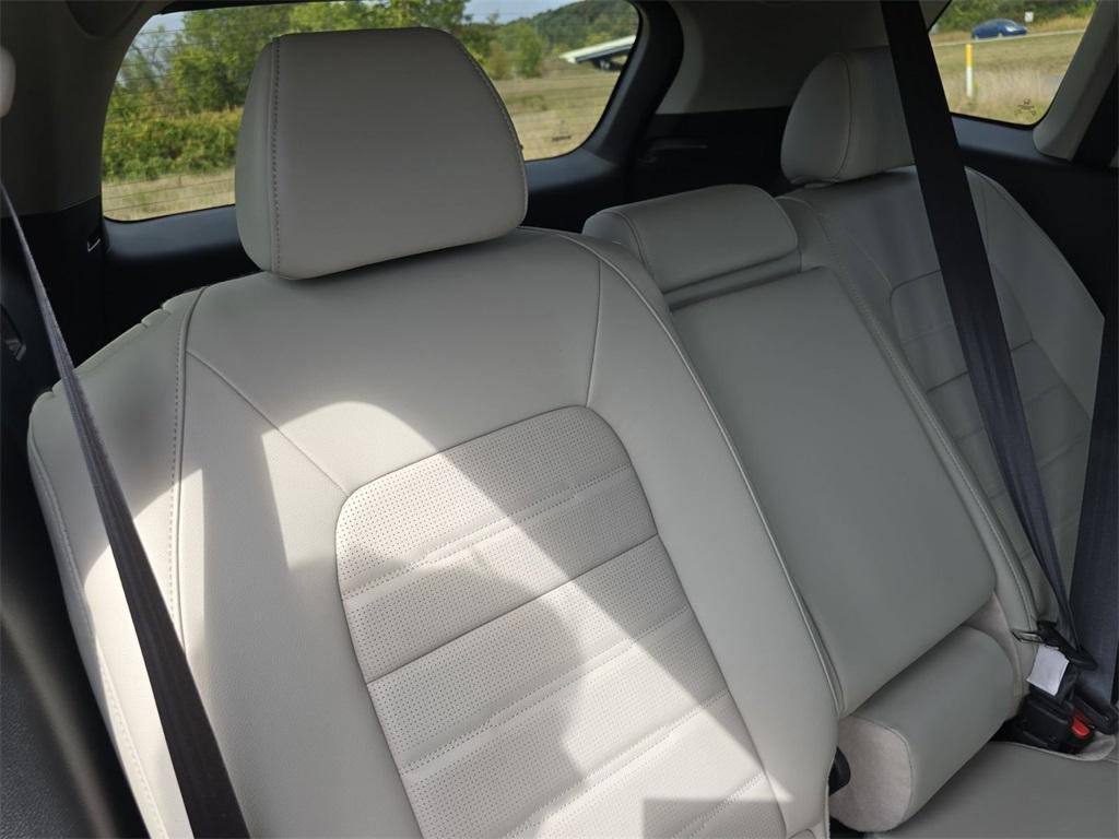 used 2024 Honda CR-V car, priced at $30,980