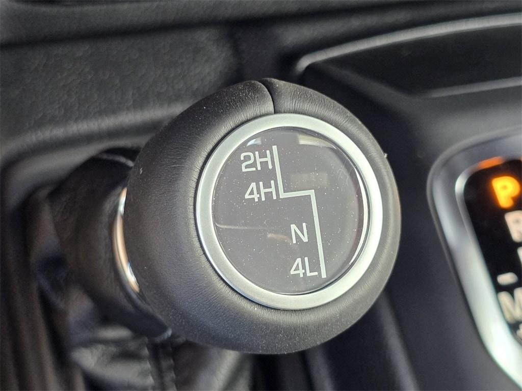 new 2025 Jeep Wrangler car