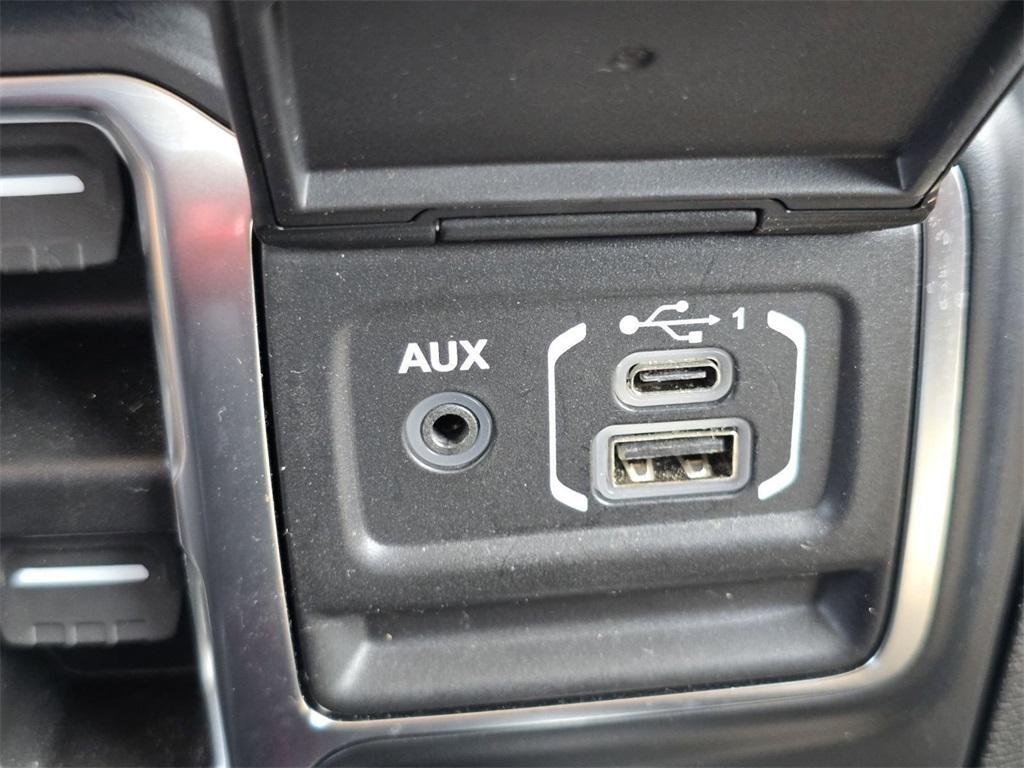 used 2022 Jeep Gladiator car, priced at $29,734