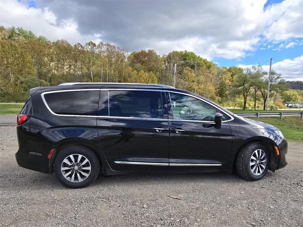 used 2020 Chrysler Pacifica car, priced at $13,980