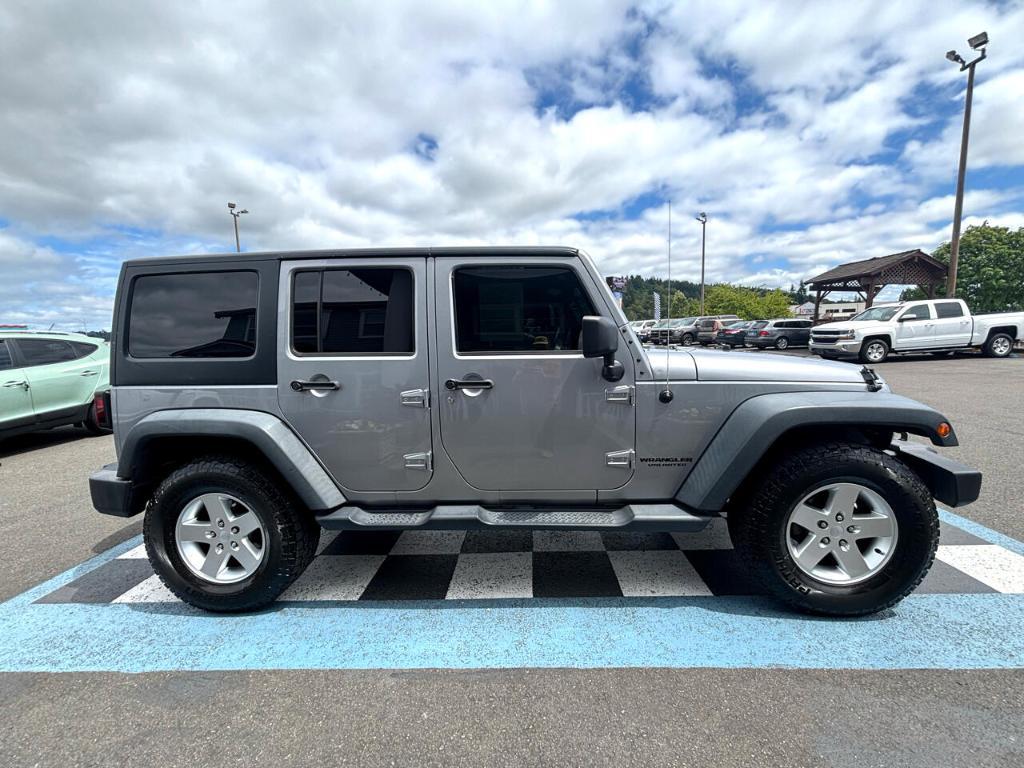 used 2013 Jeep Wrangler Unlimited car, priced at $20,777