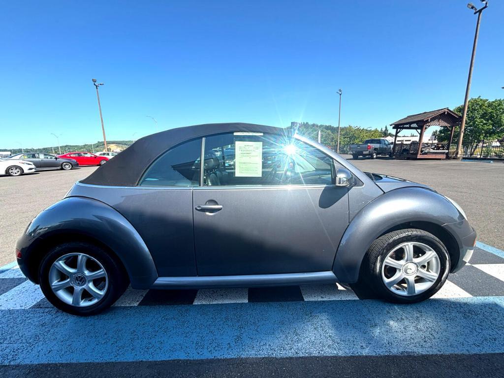 used 2005 Volkswagen New Beetle car